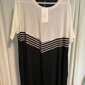 Bloomchic T-shirt dress